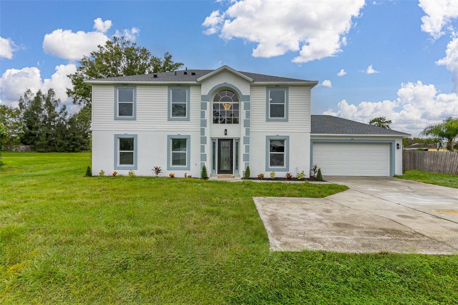 1025 DUDLEY DRIVE
