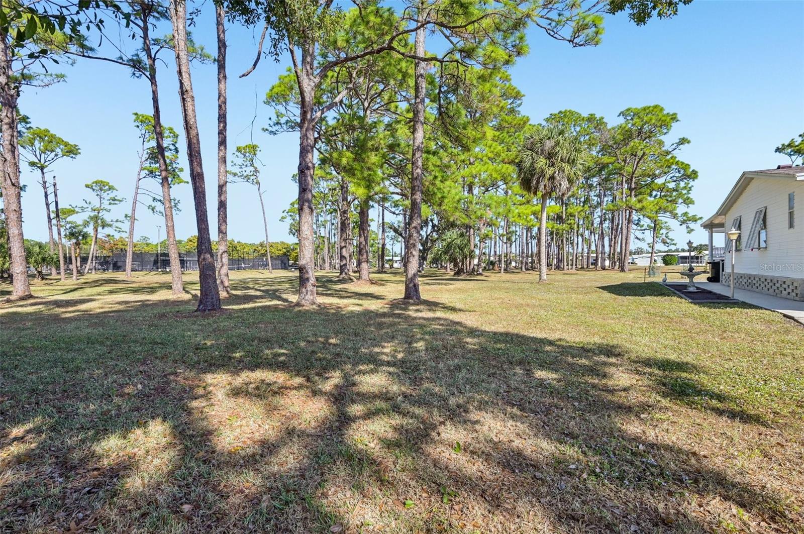 HOLIDAY PARK - Residential