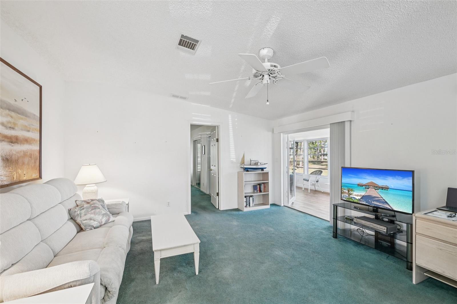 HOLIDAY PARK - Residential