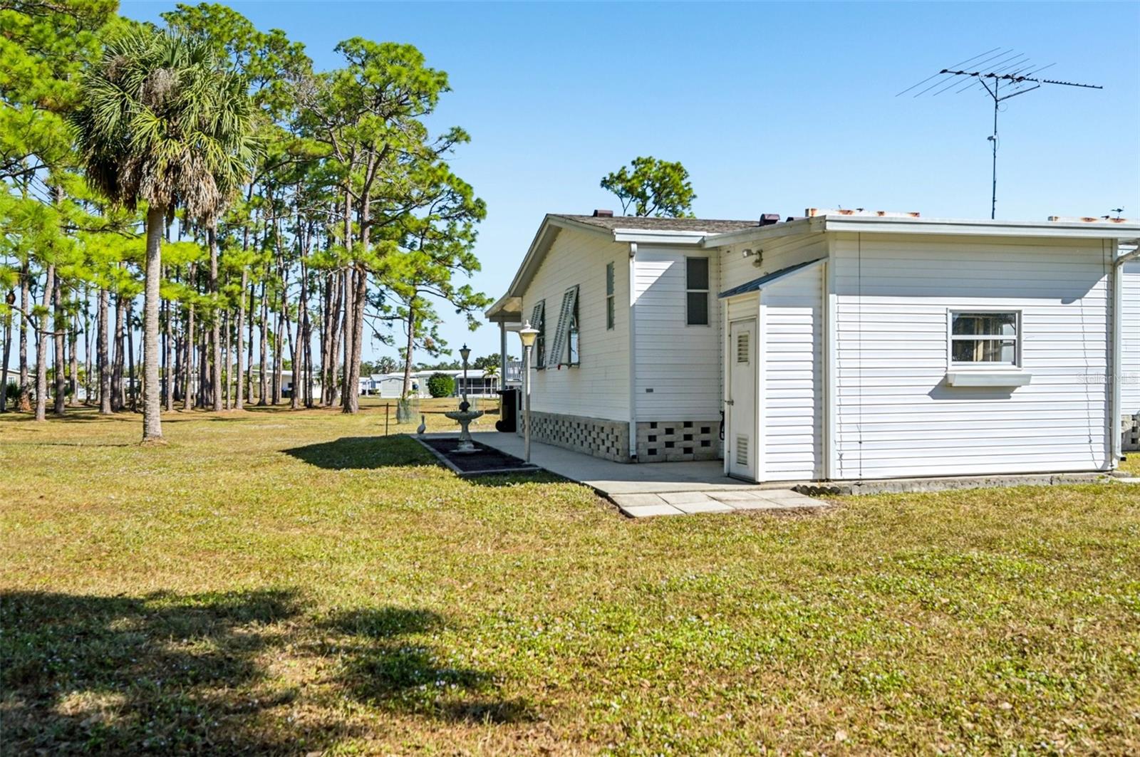 HOLIDAY PARK - Residential