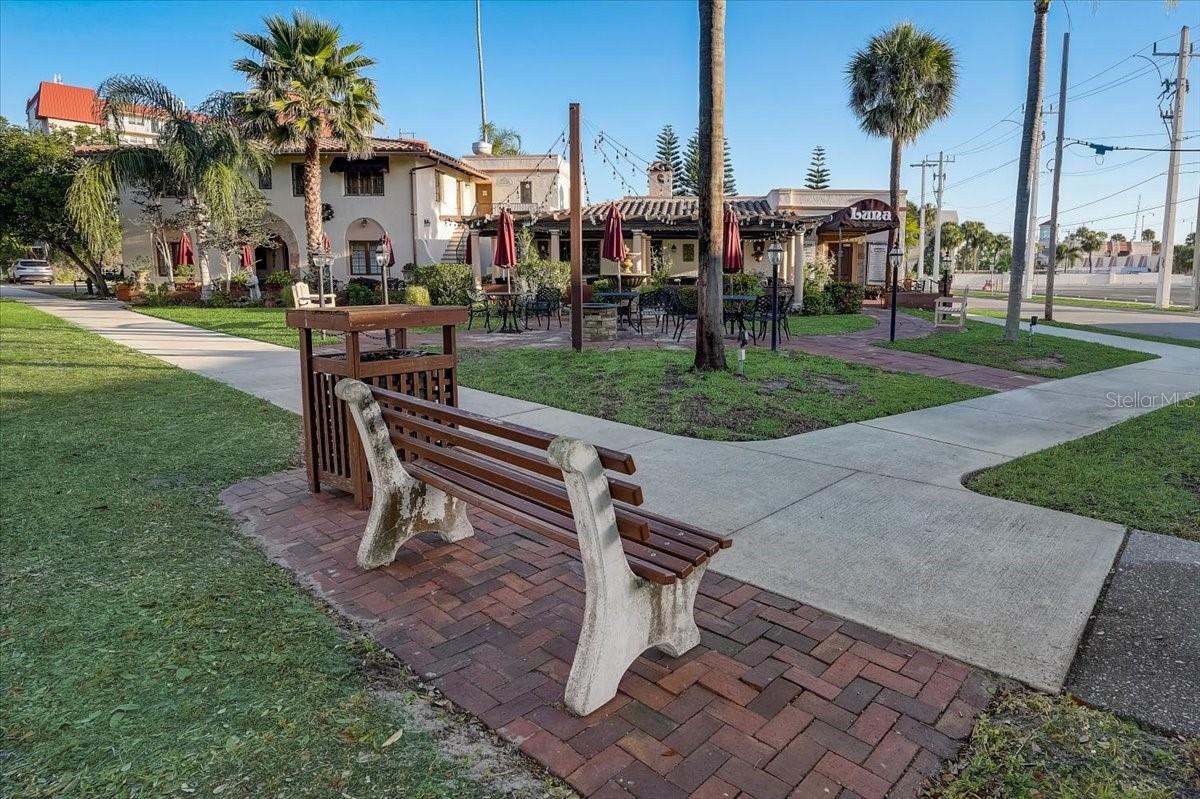 HOLIDAY PARK - Residential