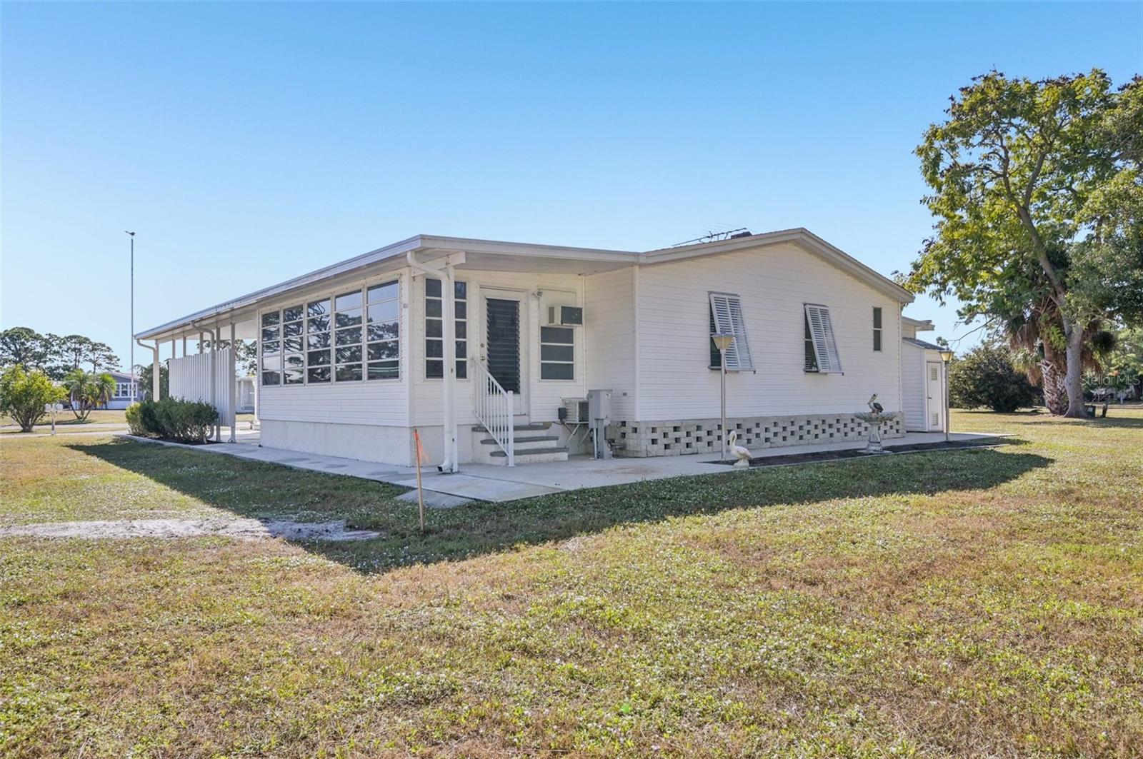 HOLIDAY PARK - Residential