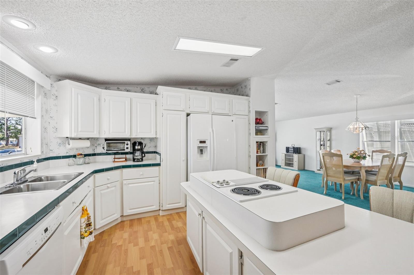 HOLIDAY PARK - Residential