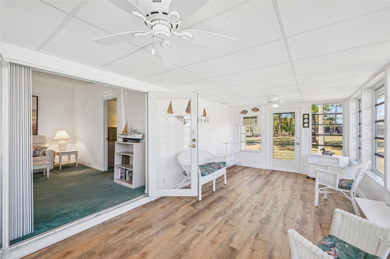 HOLIDAY PARK - Residential