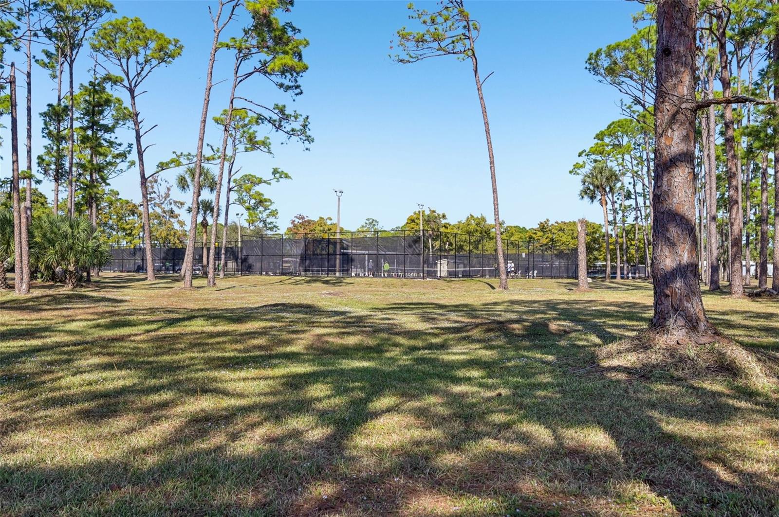 HOLIDAY PARK - Residential