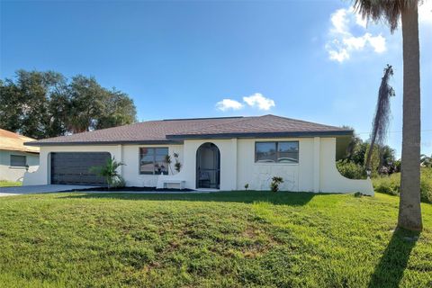 A home in PORT CHARLOTTE