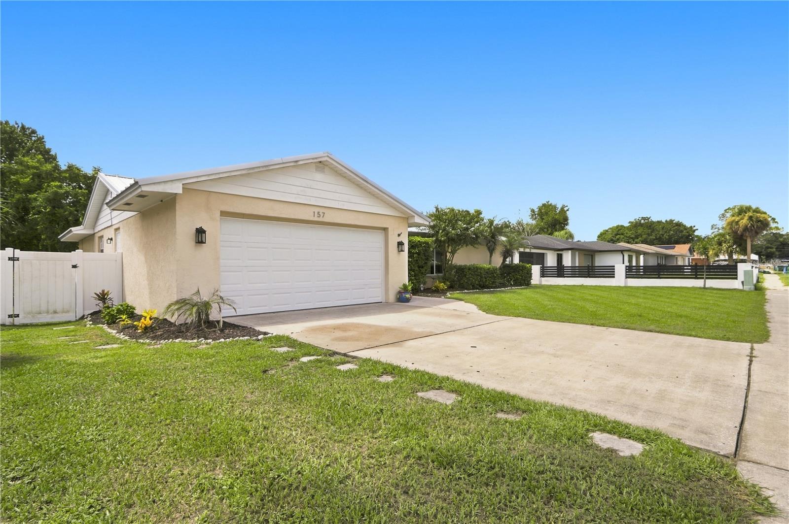157 SANDALWOOD WAY