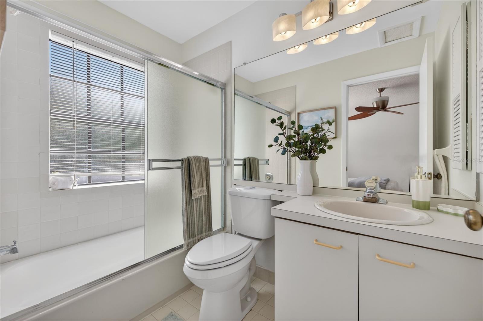 RIVIERA BAY SECOND ADDN - Residential