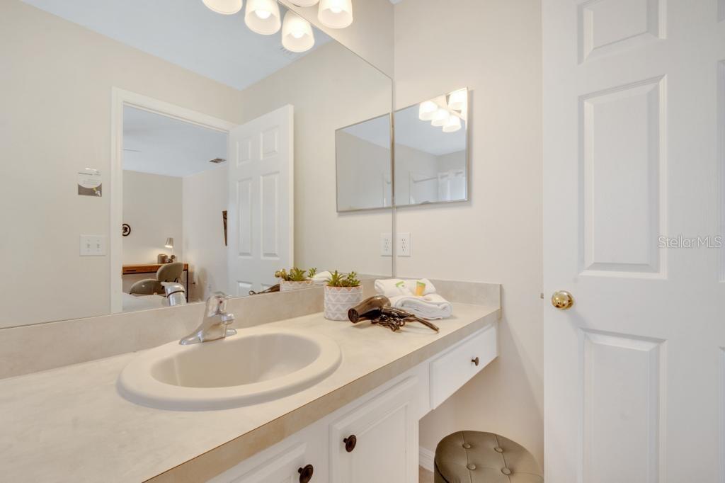 SOLANA - Residential Lease