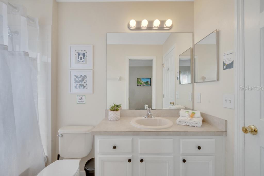 SOLANA - Residential Lease