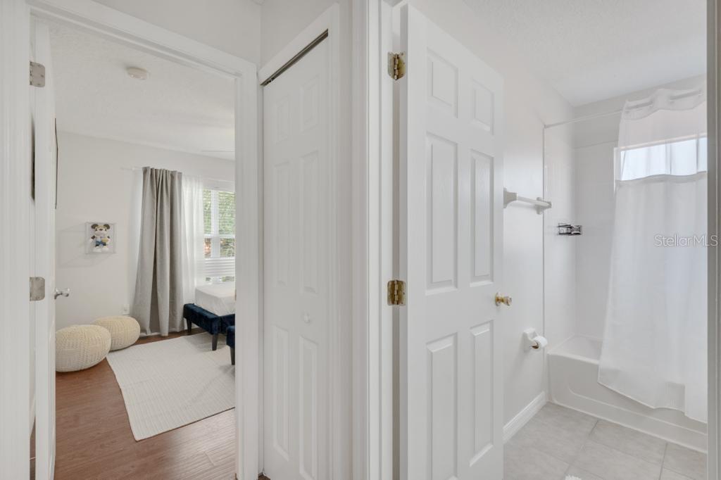 SOLANA - Residential Lease