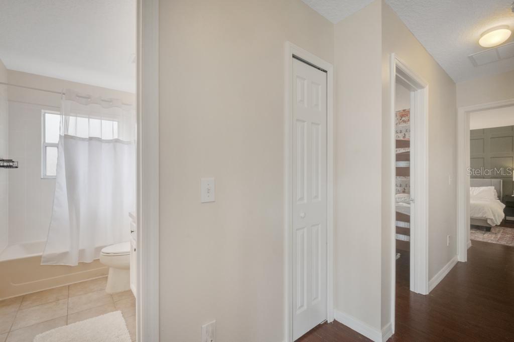 SOLANA - Residential Lease