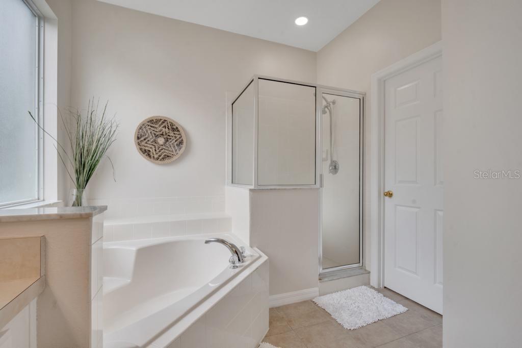 SOLANA - Residential Lease