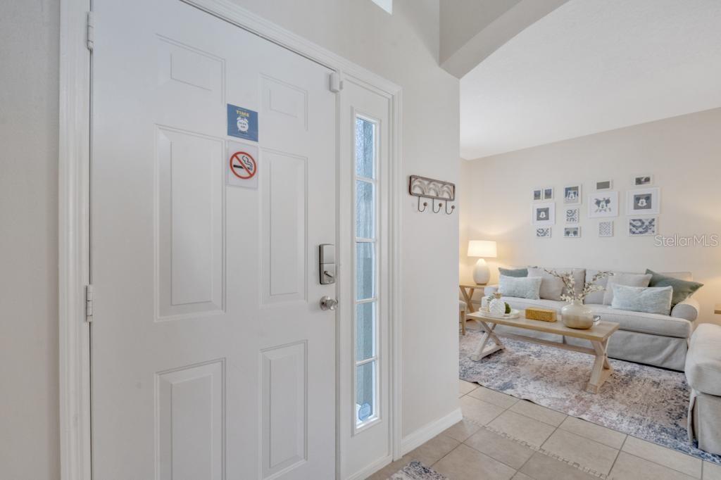 SOLANA - Residential Lease