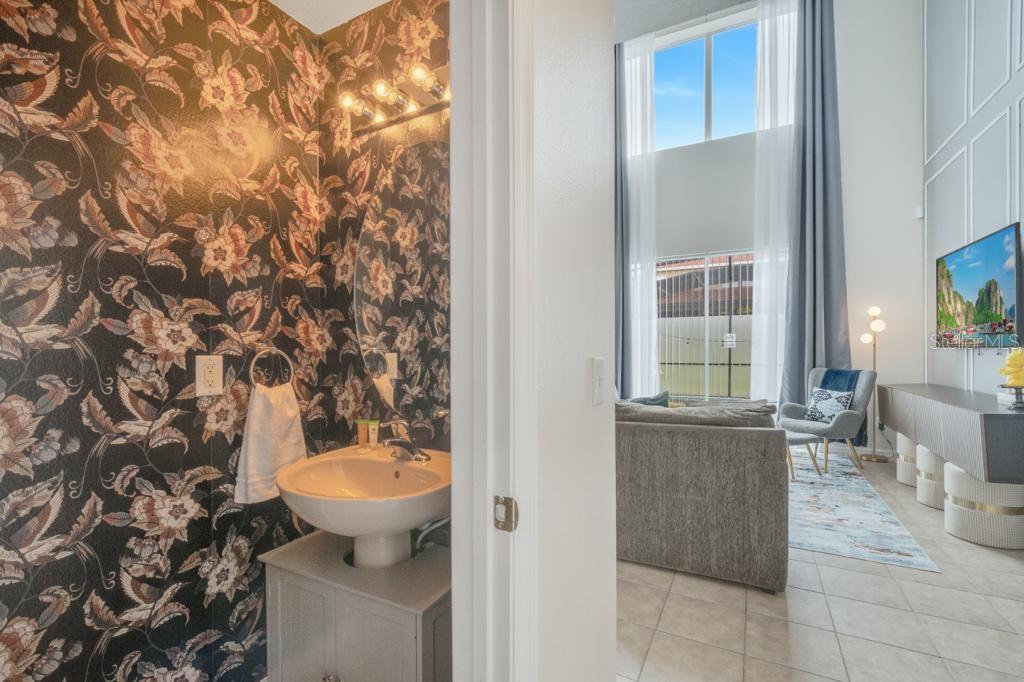 SOLANA - Residential Lease