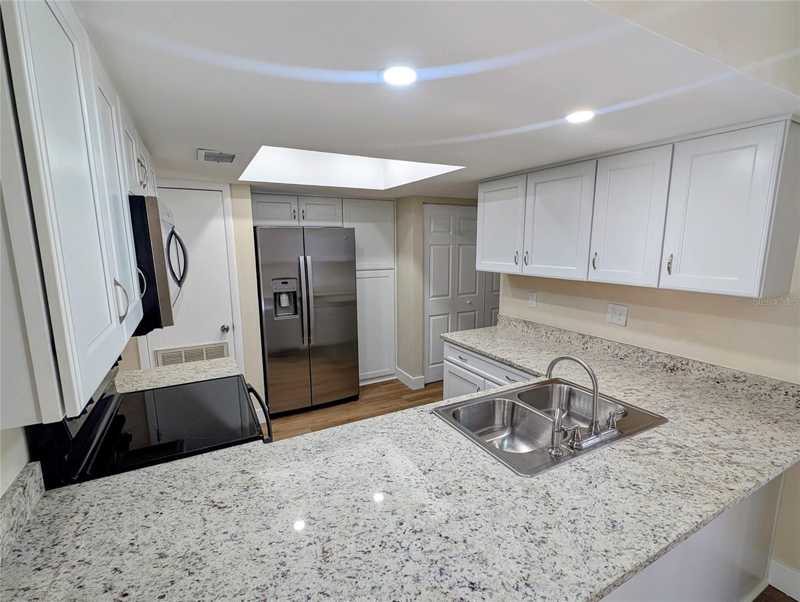 3205 DEER COURT