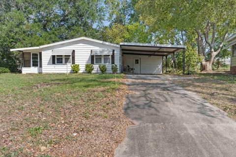 1763 W SCHWARTZ BOULEVARD LADY LAKE FL 32159