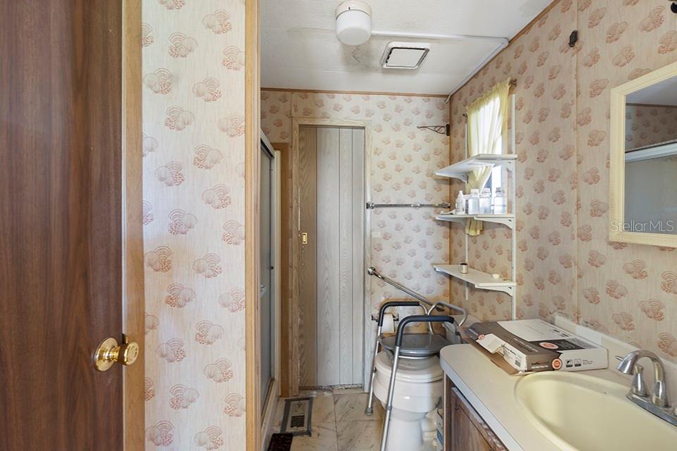 LADY LAKE ORANGE BLOSSOM GARDENS UNIT 07 - Residential