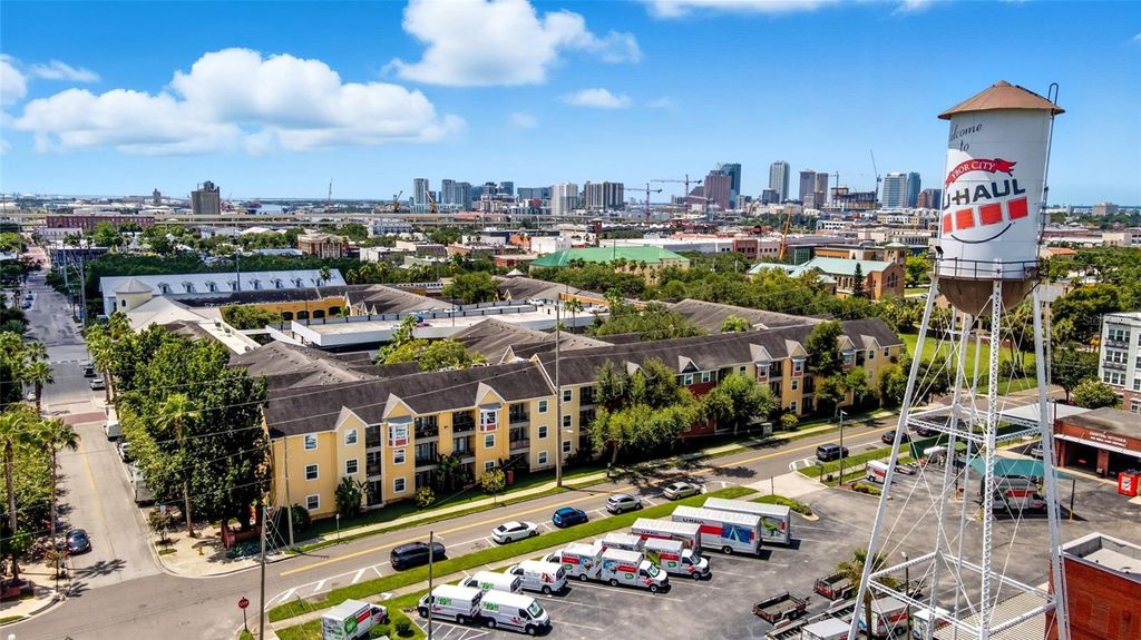 Photo of 1910 E Palm Avenue #11105, Tampa, FL 33605 (MLS # TB8445457)