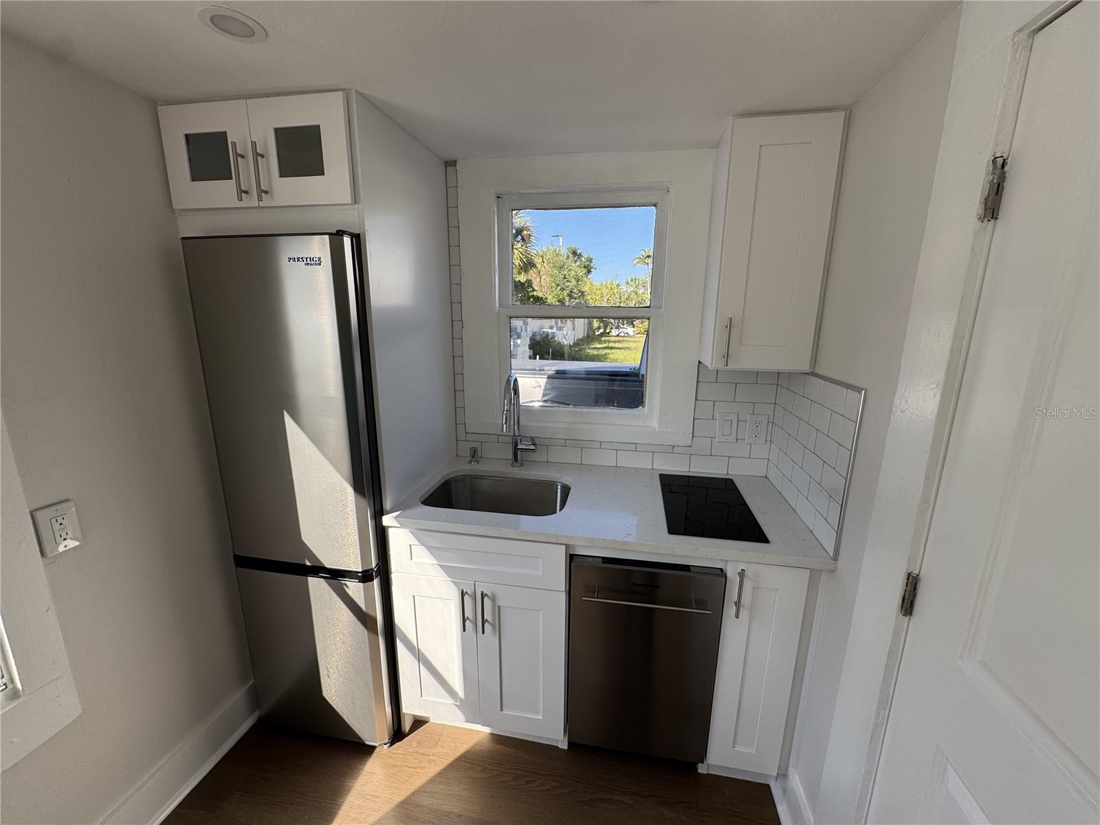 THORNTONS WALTER - Residential Lease