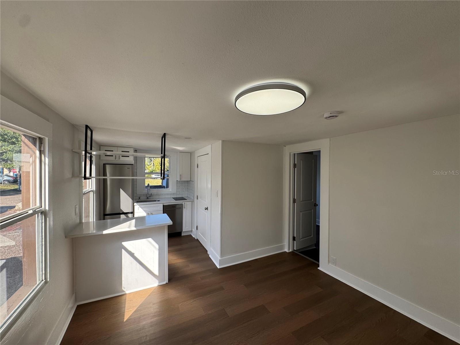 THORNTONS WALTER - Residential Lease