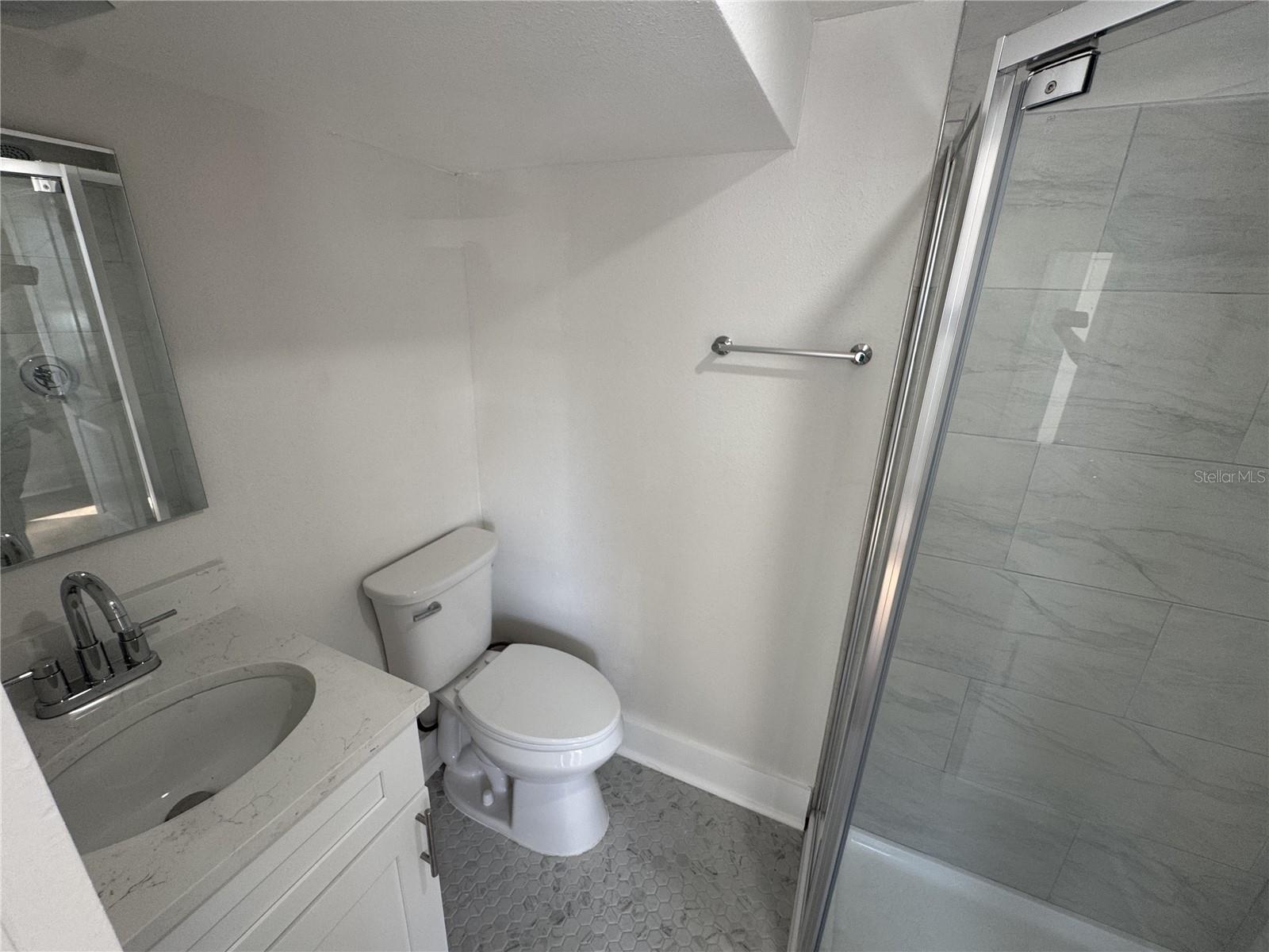 THORNTONS WALTER - Residential Lease