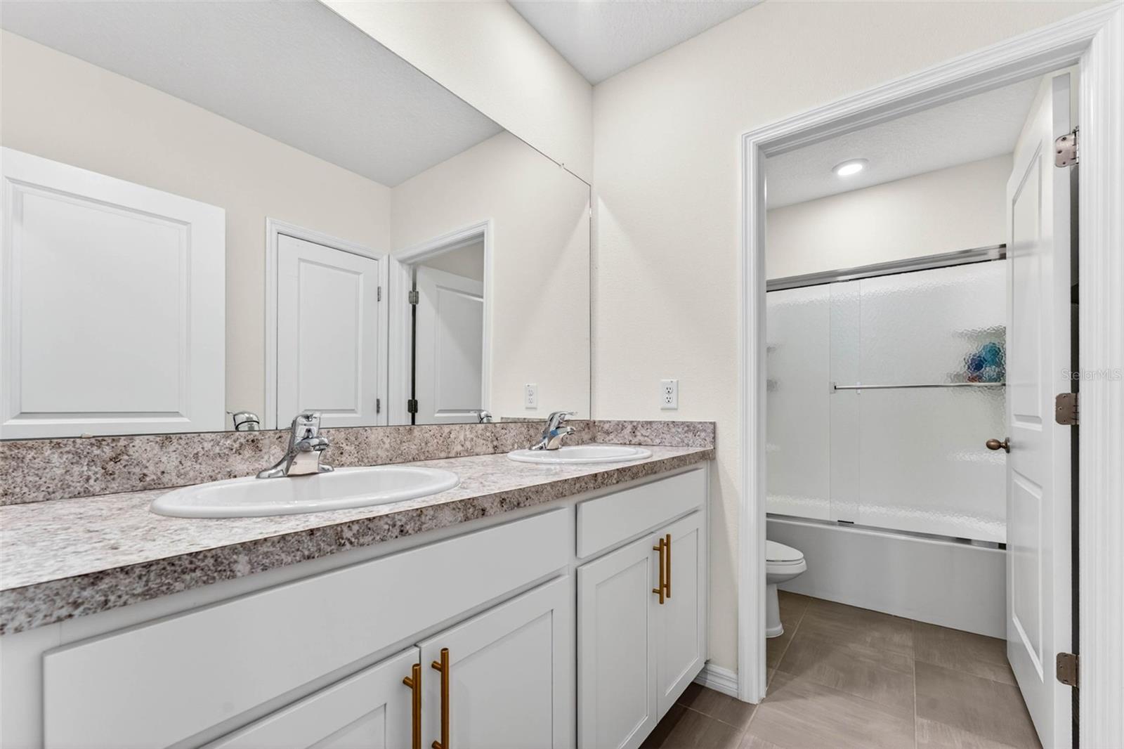 FOREST BROOKE PH 4A - Residential