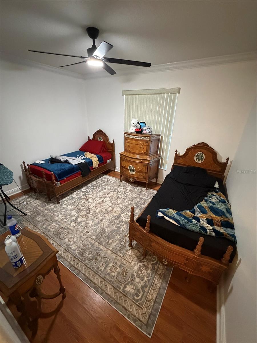 OAK HILLS - Residential