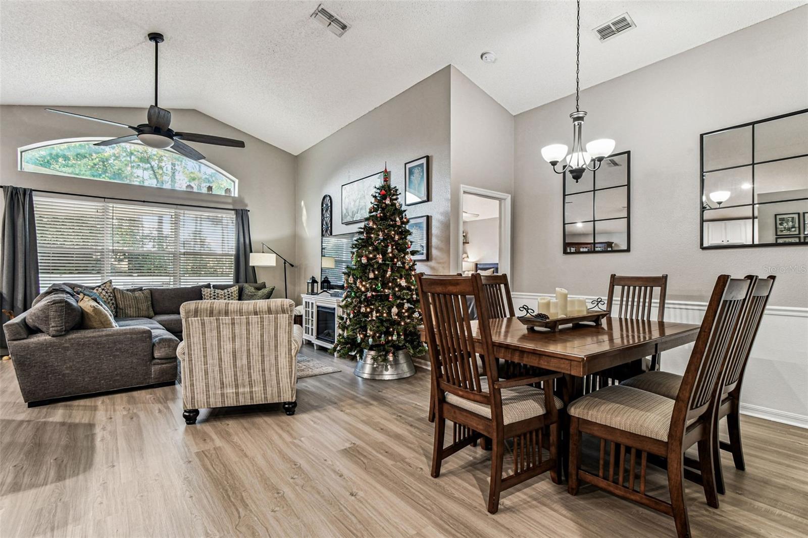 KEY VISTA PH 02 - Residential