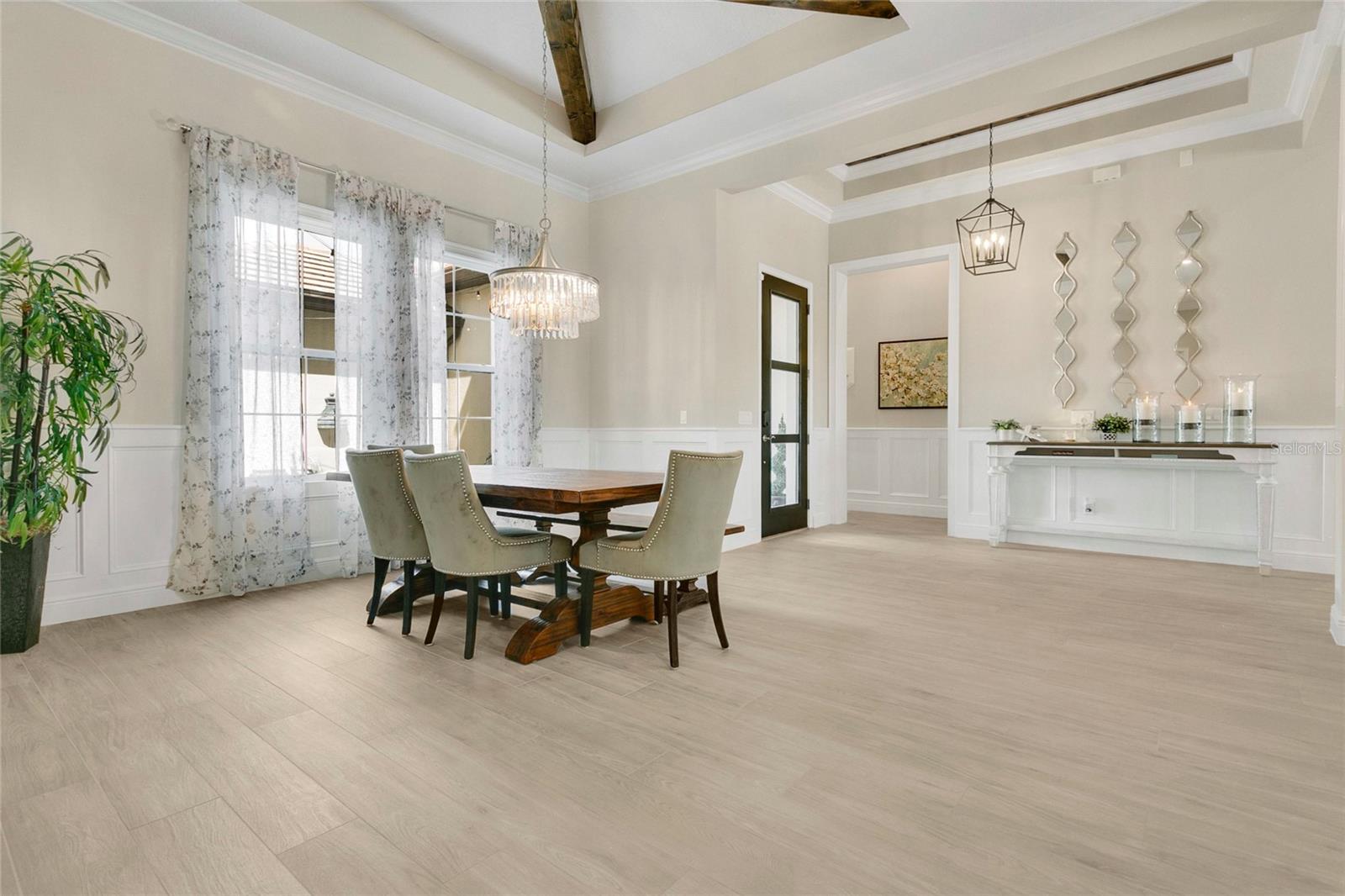 WEST LAKE HANCOCK ESTATES - Residential