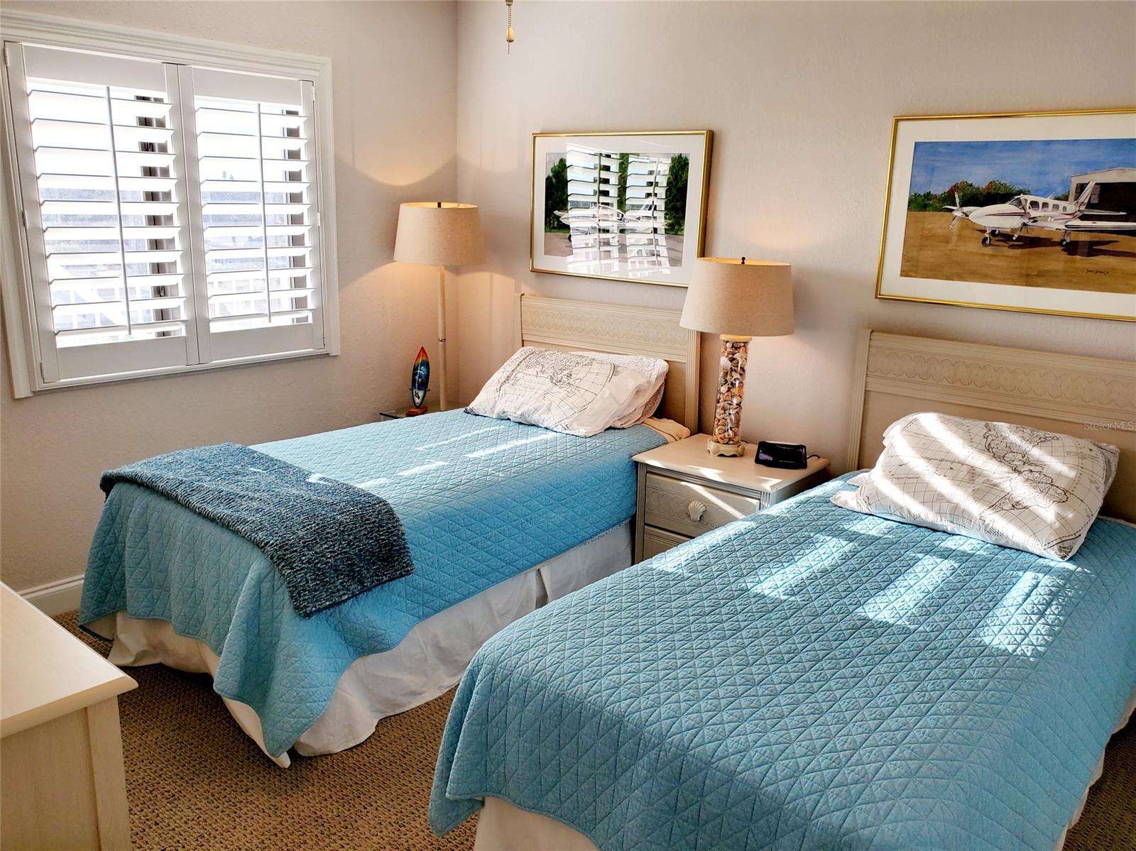 Pelican - Residential