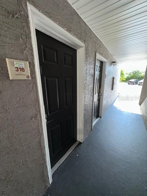 PARKWAY PALMS RESORT MAINGATE CONDO - Residential