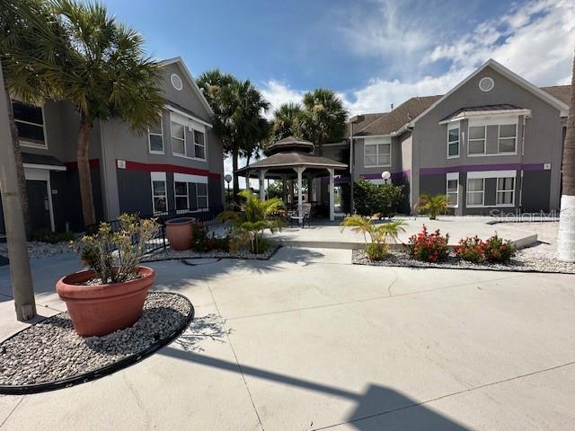 PARKWAY PALMS RESORT MAINGATE CONDO - Residential