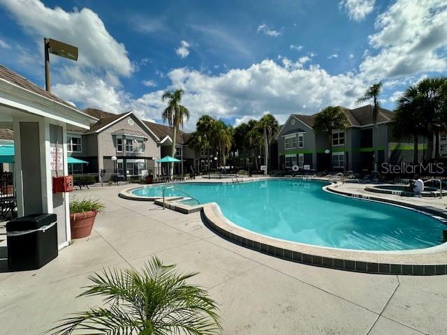 PARKWAY PALMS RESORT MAINGATE CONDO - Residential