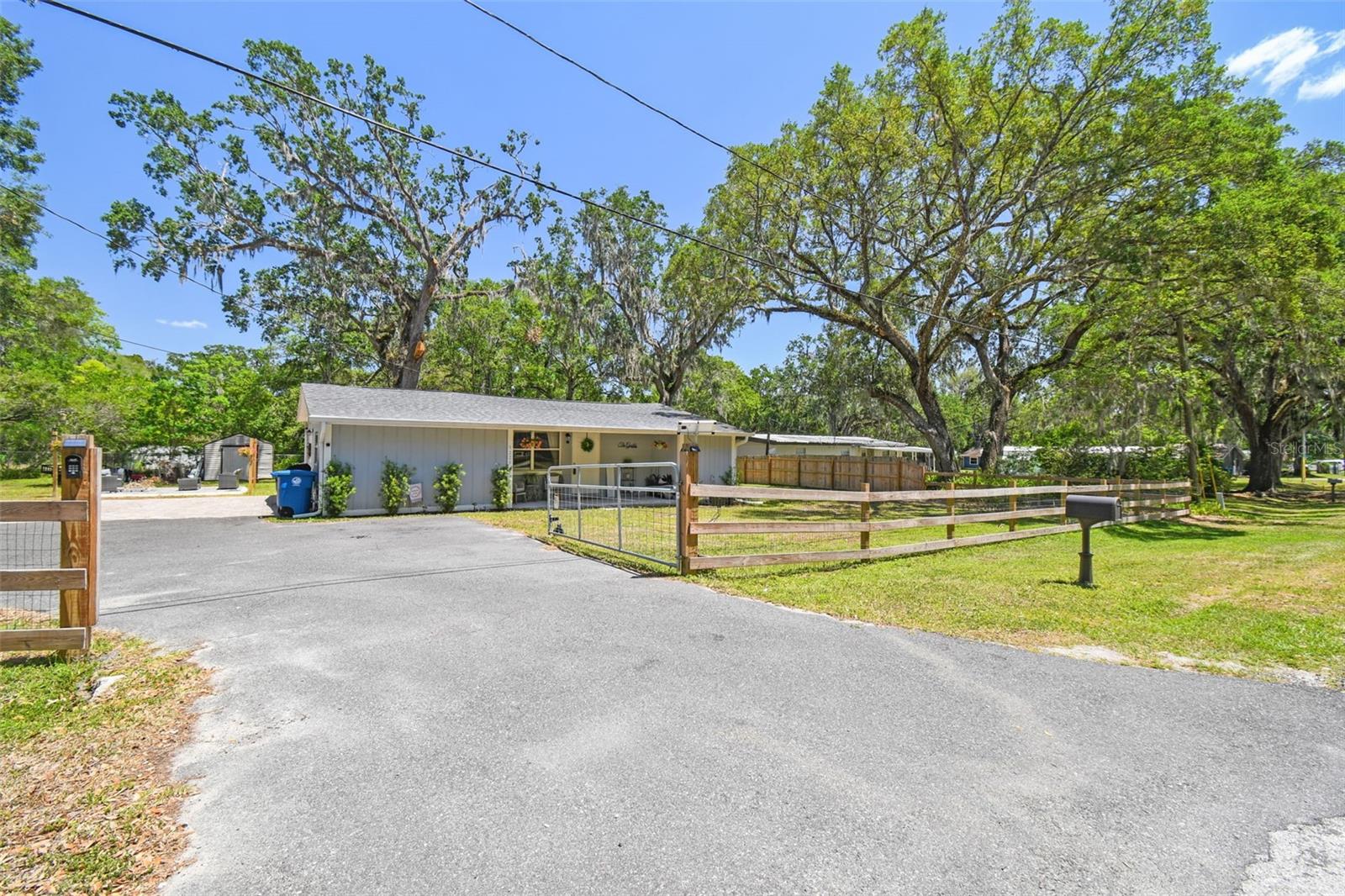9226 DAN LYNN STREET