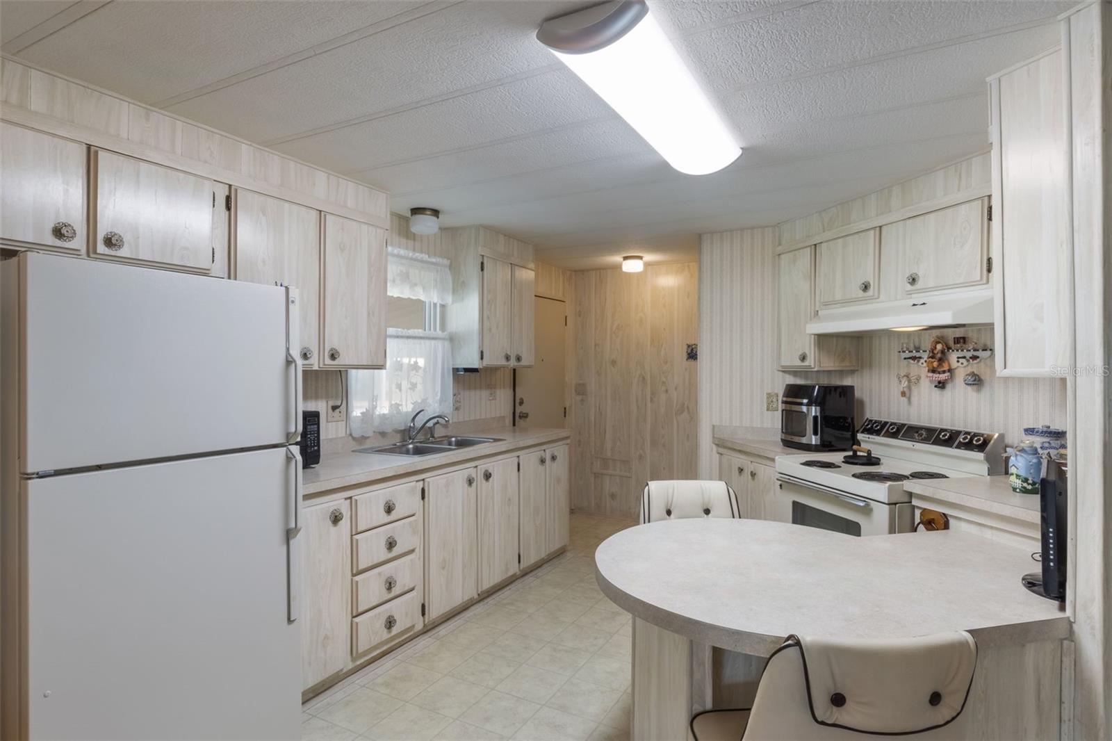OAKWOOD ESTATES - Residential
