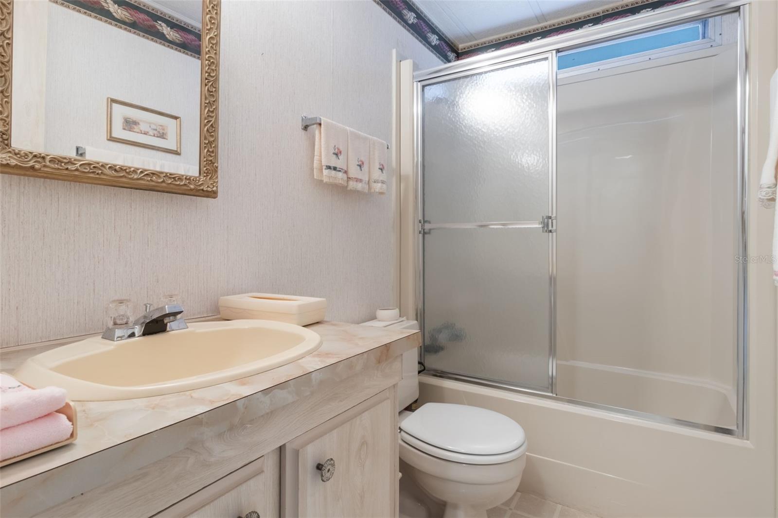 OAKWOOD ESTATES - Residential