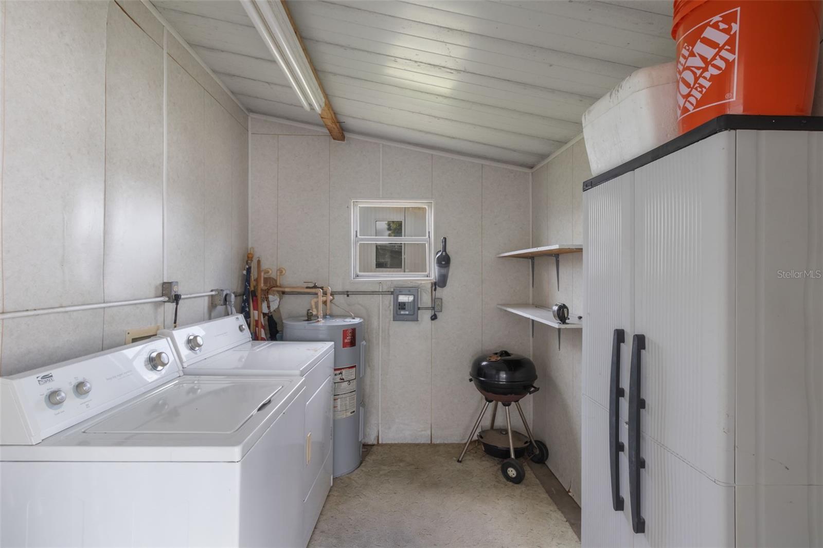 OAKWOOD ESTATES - Residential
