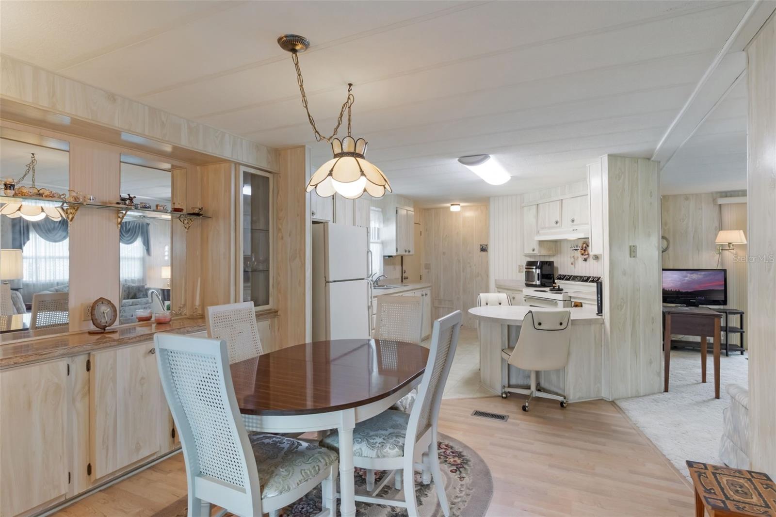 OAKWOOD ESTATES - Residential