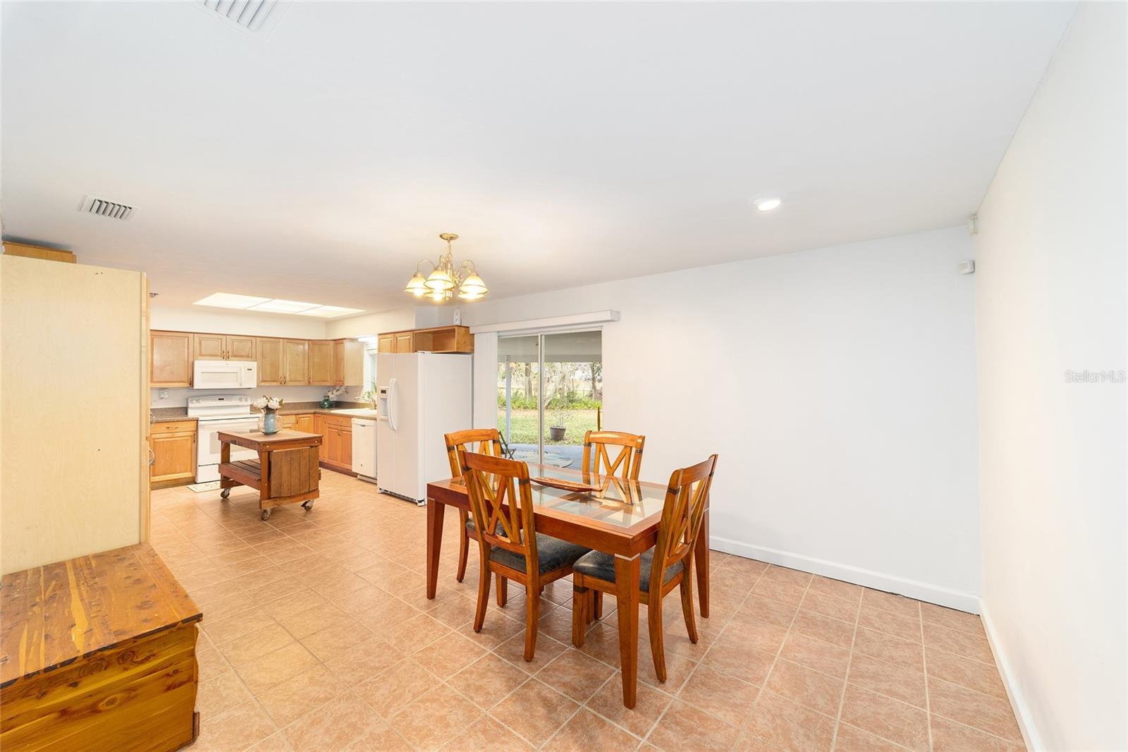 NORTHWOOD OAKS - Residential