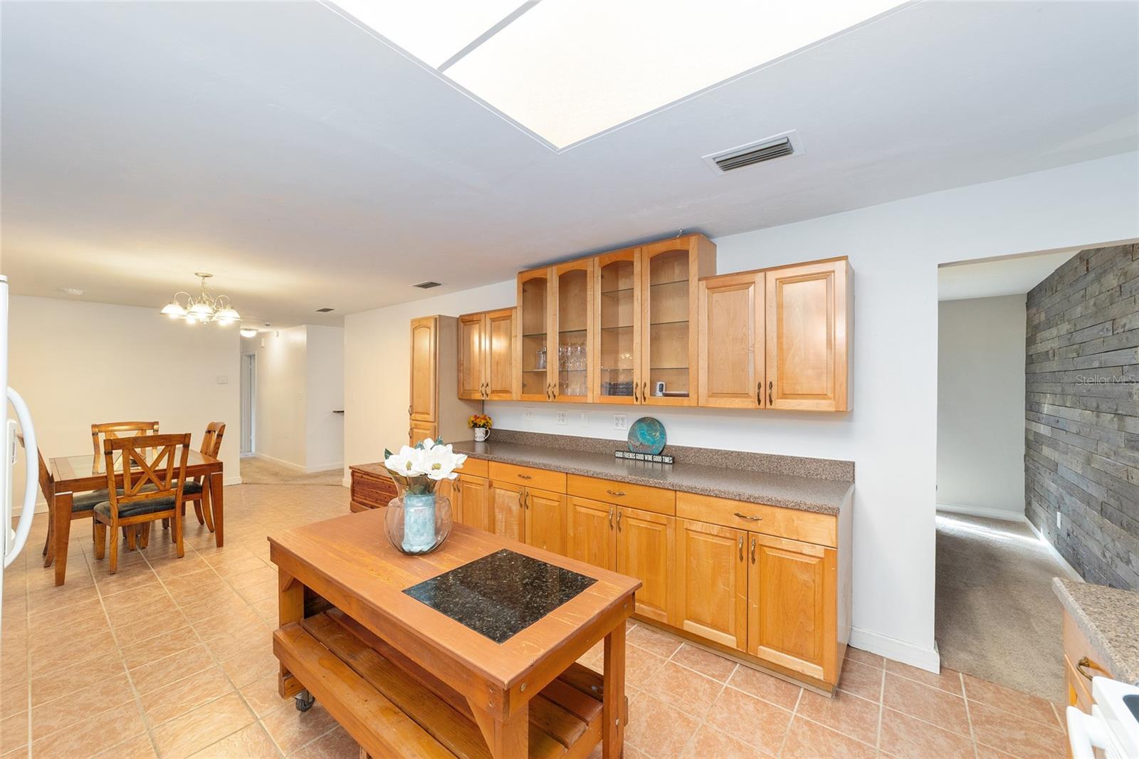 NORTHWOOD OAKS - Residential