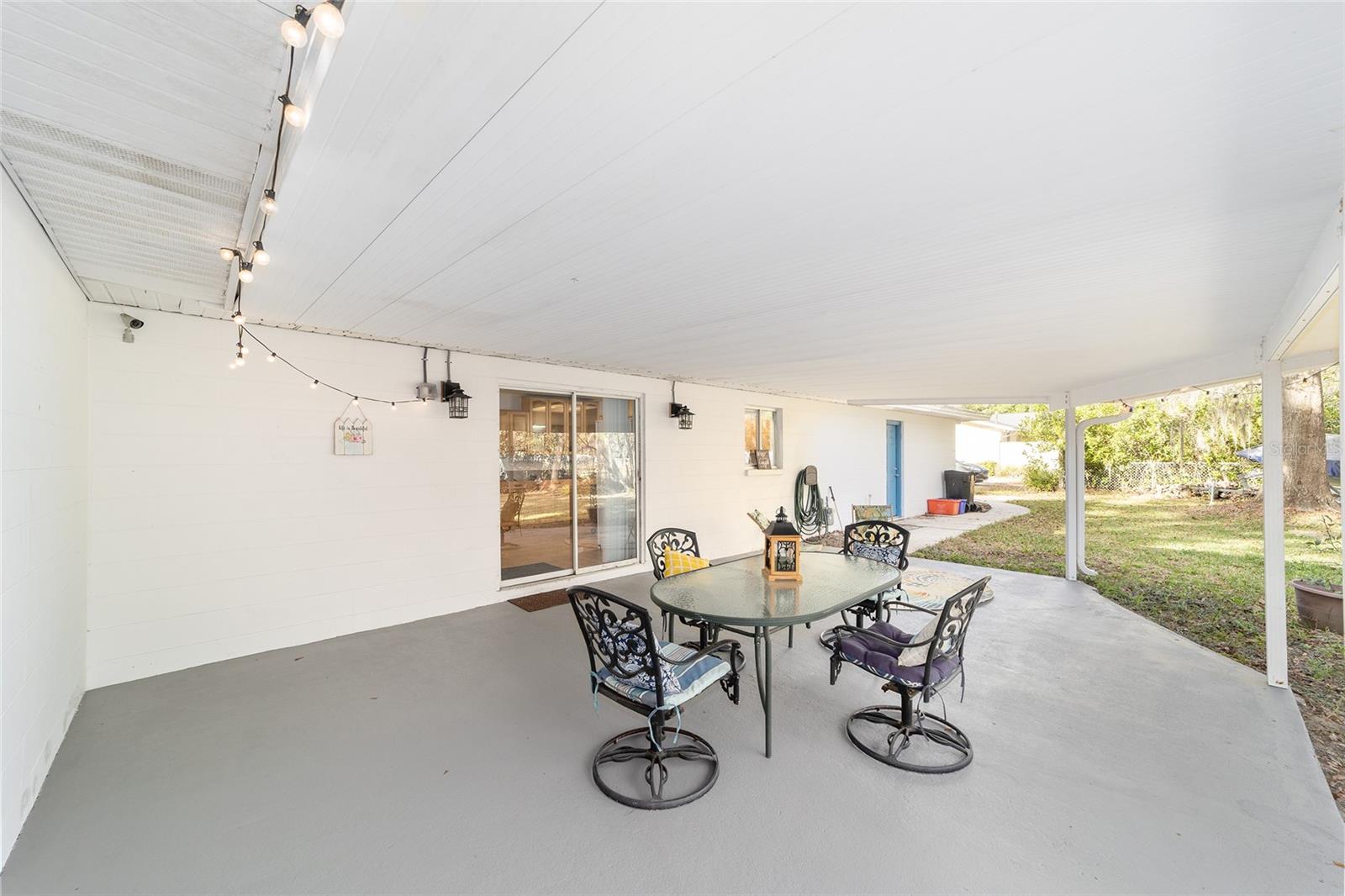 NORTHWOOD OAKS - Residential