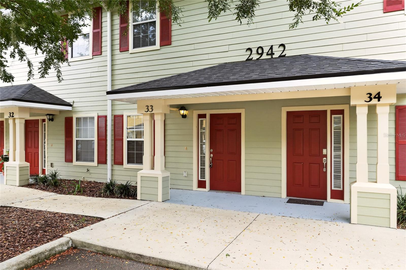 2942 SW 35TH PLACE 33
