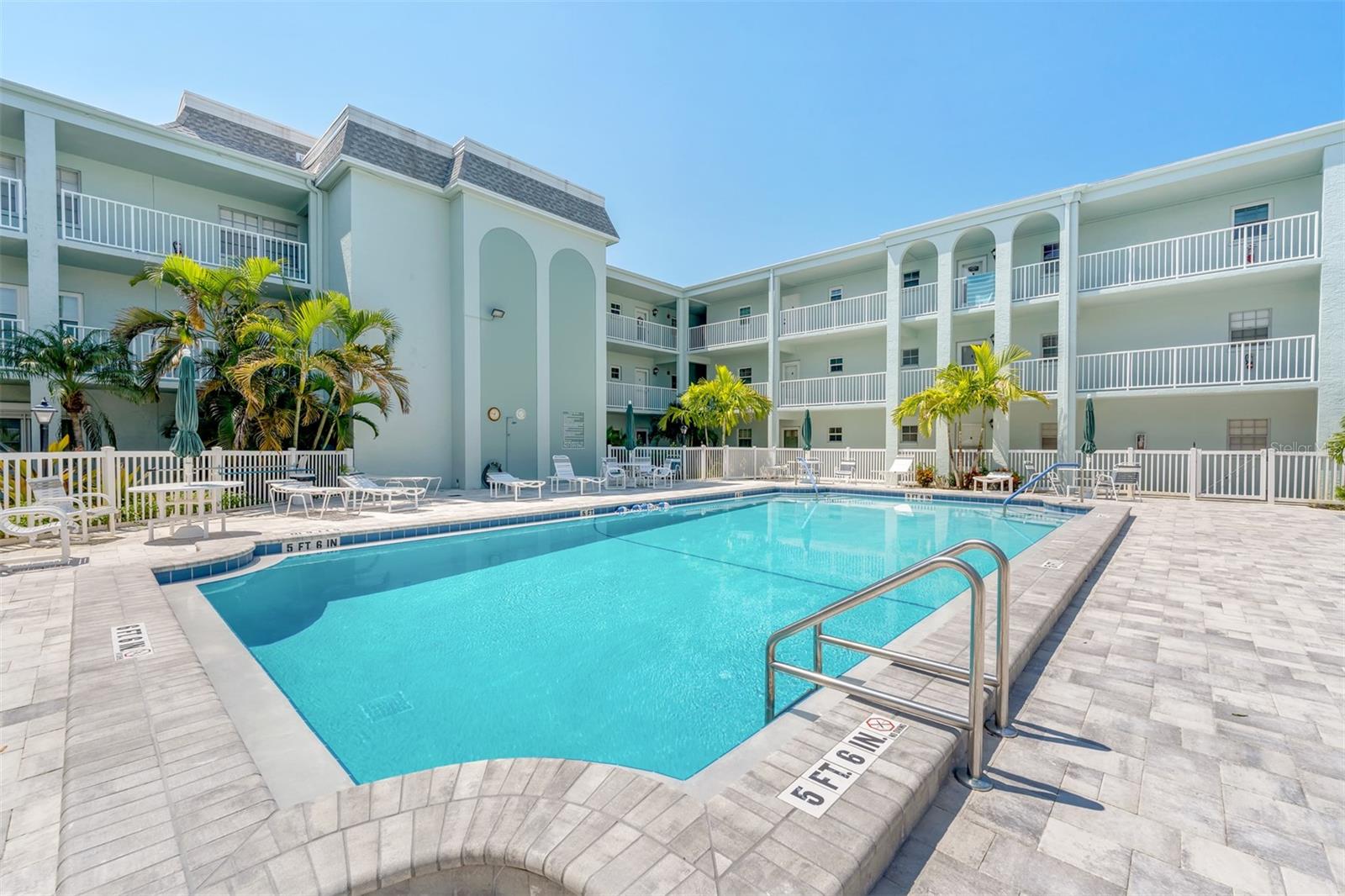 BELLEAIR FOREST - Residential