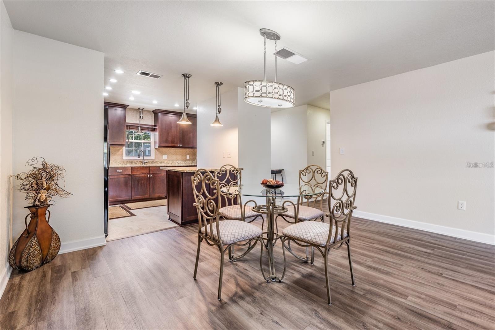 BELLEAIR FOREST - Residential