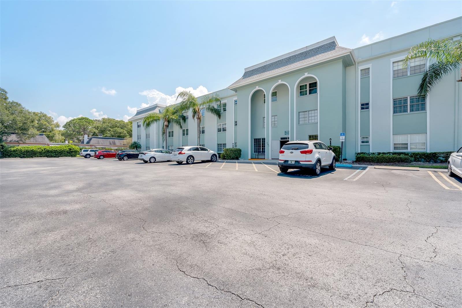 BELLEAIR FOREST - Residential