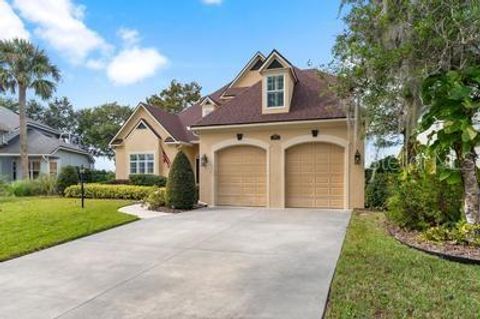 Tiny photo for 1641 Edgewater Drive, Mount Dora, FL 32757 (MLS # G5103973)