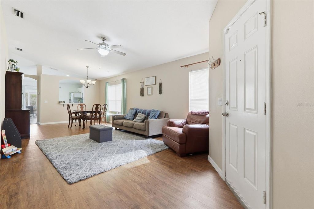 Photo of 1048 Lake Shore Ranch Drive, Seffner, FL 33584 (MLS # TB8464851)