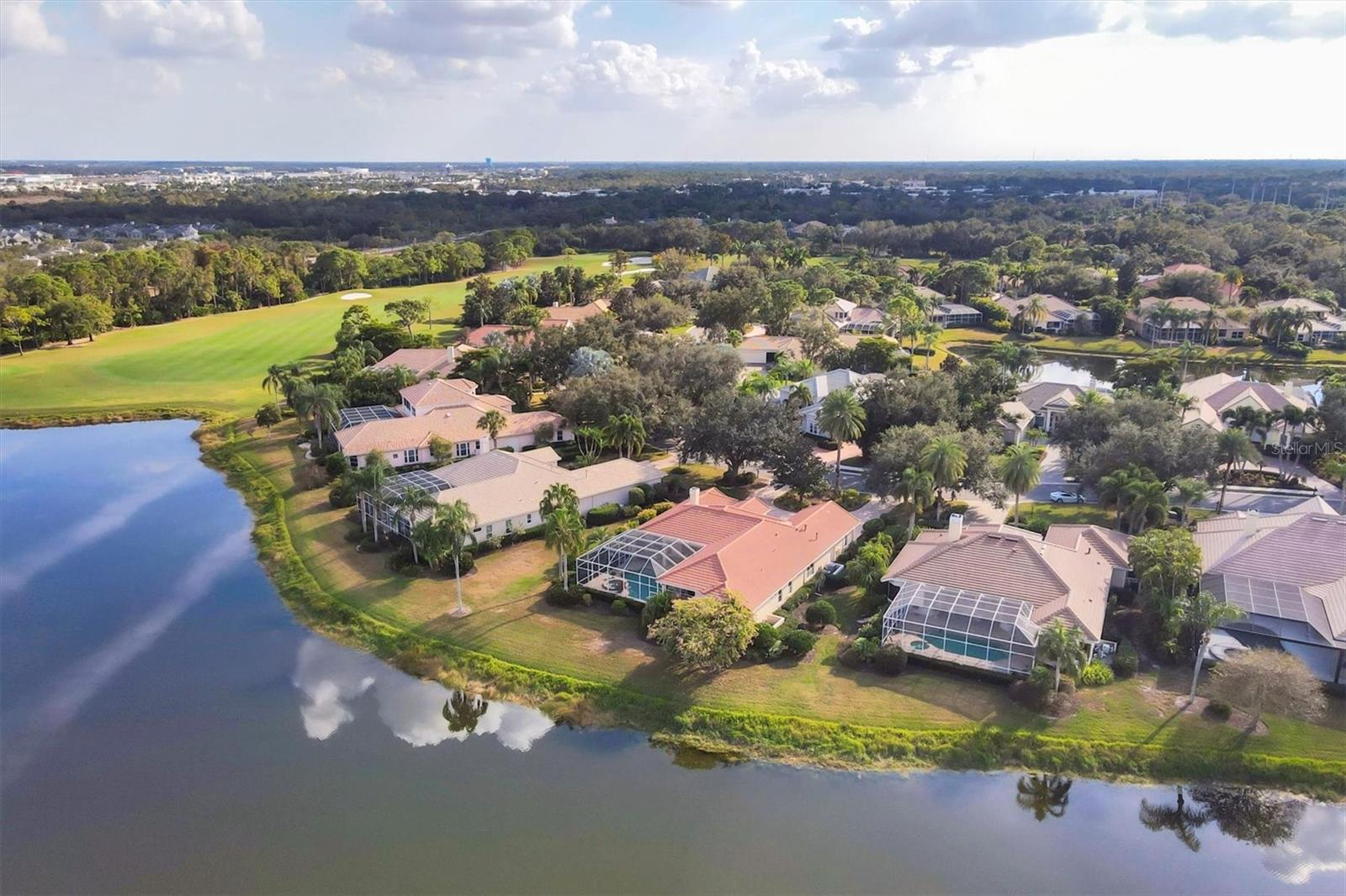 UNIVERSITY PARK COUNTRY CLUB - Residential