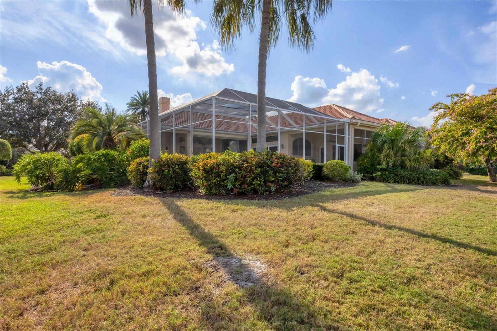 UNIVERSITY PARK COUNTRY CLUB - Residential